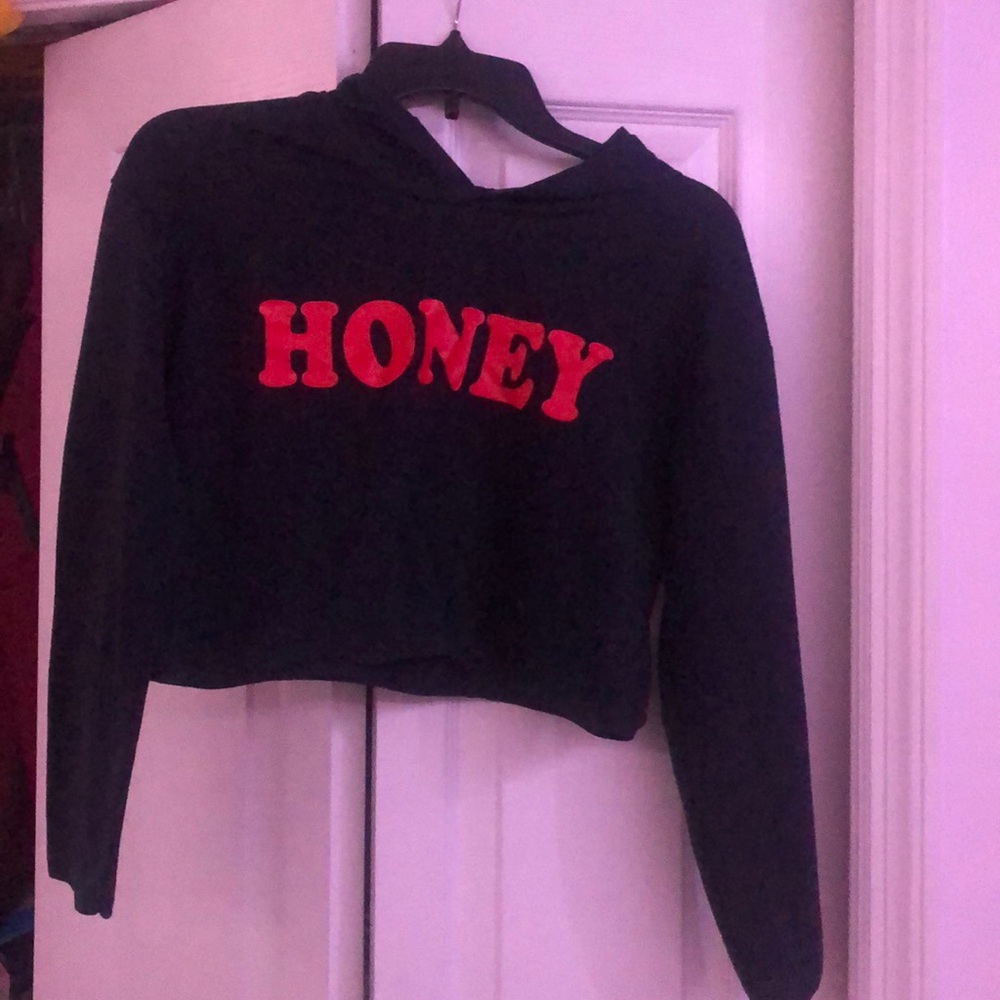“HONEY” crop top